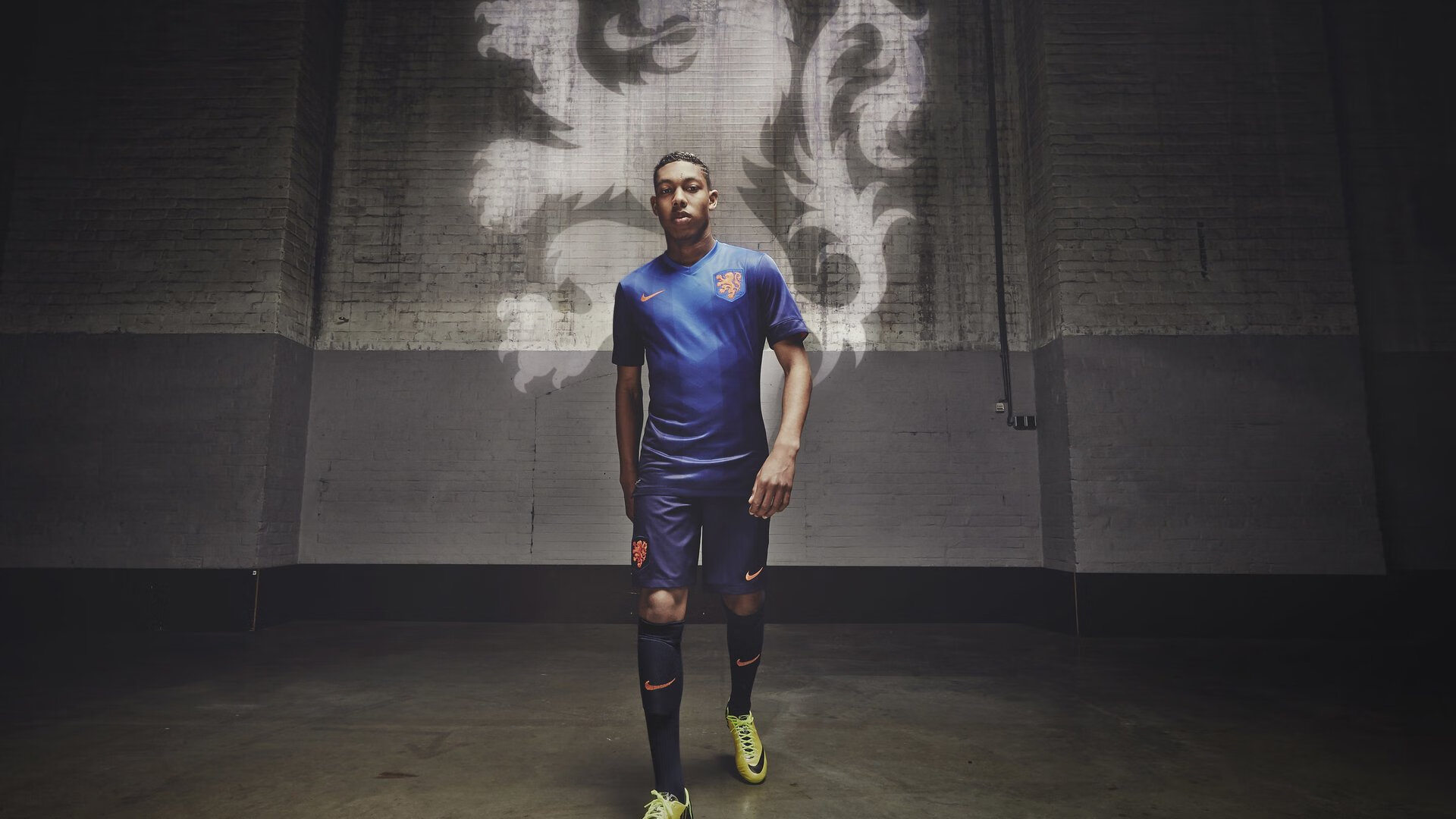 开云首页登录-“高新区全民健身馆壁球：这场比赛，分秒必争，胜者全凭瞬间反应”